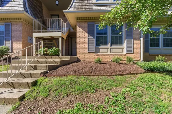 3000 Hillsboro Pike #86, Nashville, TN 37215