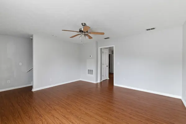 5170 Hickory Hollow Pkwy #100, Antioch, TN 37013