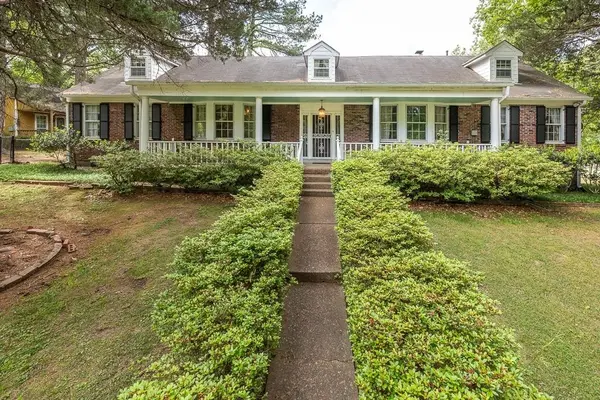 8643 POPLAR PIKE, Memphis, TN 38138