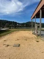 510 Riverfront Dr, Clifton, TN 38425