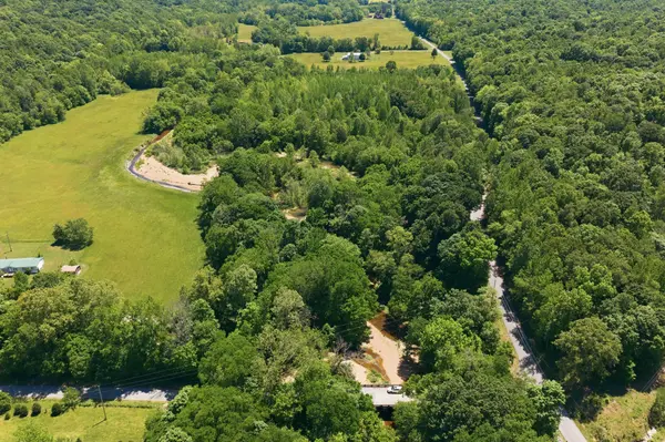1490 Upper Standing Rock Rd, Dover, TN 37058