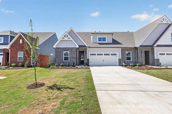 457 Charlie Place, White House, TN 37188