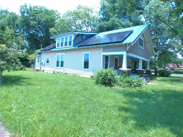 201 Hodges St #N, Cowan, TN 37318