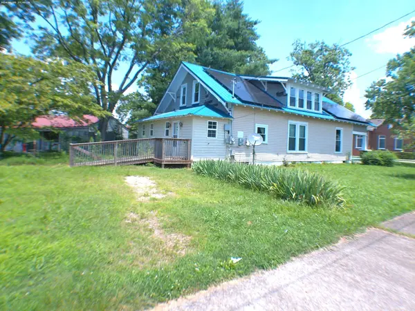 201 Hodges St #N, Cowan, TN 37318