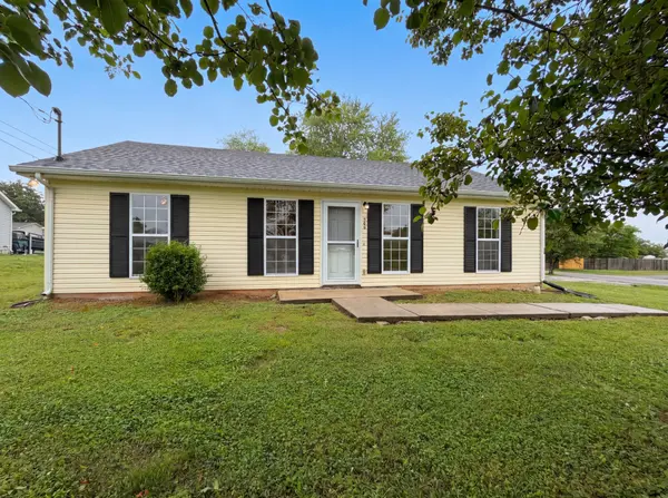 300 Fairway Grn, Shelbyville, TN 37160