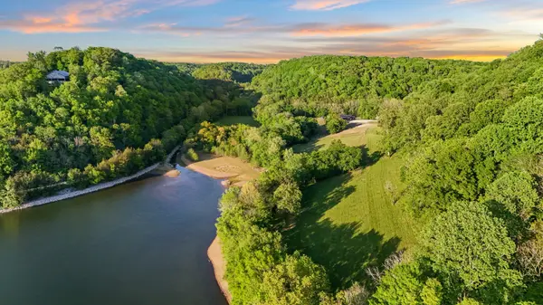 138 Cross Creek Dr, Manchester, TN 37355
