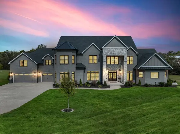 617 Coles Ferry Rd, Gallatin, TN 37066