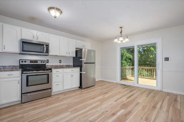 918 Hedge Apple Dr, Clarksville, TN 37040