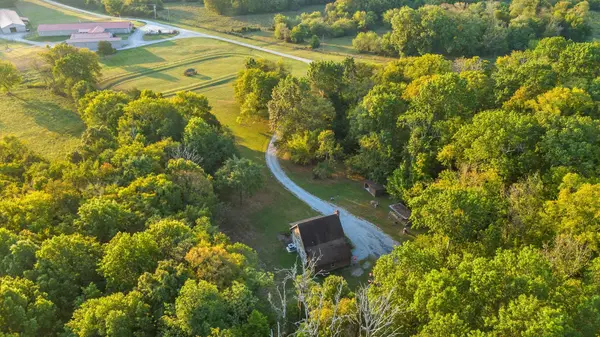 1190 W Ellington Pkwy, Lewisburg, TN 37091