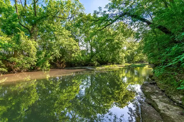 300 Gunter Smith Rd, Pulaski, TN 38478