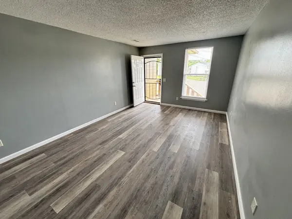 3421 Meadow Ct, Nashville, TN 37207
