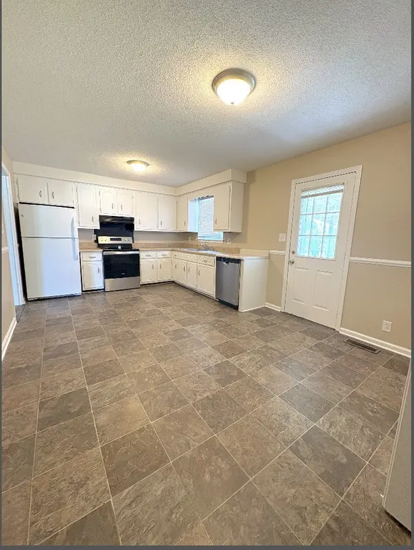 404 Carter Rd, Clarksville, TN 37042
