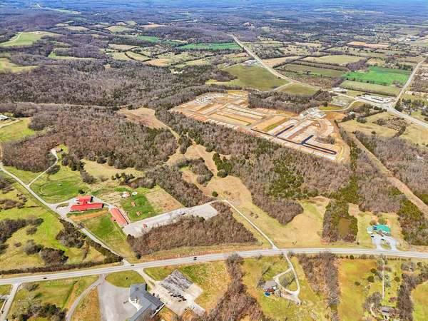 0 Ellington Pkwy #W, Lewisburg, TN 37091