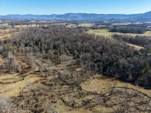 15634 Old State Highway 28, Pikeville, TN 37367