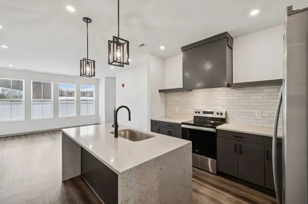 2038 Edison Park Ln, Nashville, TN 37209