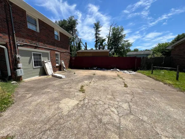 307 Dale Ter, Clarksville, TN 37042