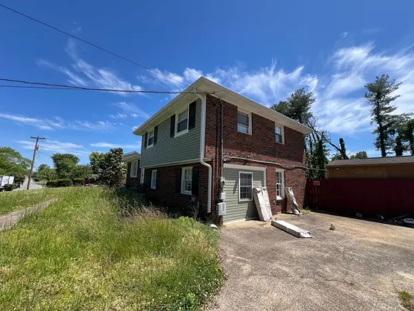 307 Dale Ter, Clarksville, TN 37042