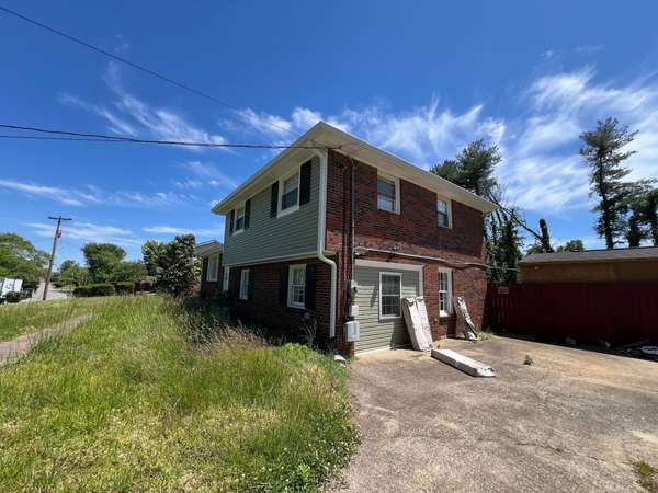 307 Dale Ter, Clarksville, TN 37042