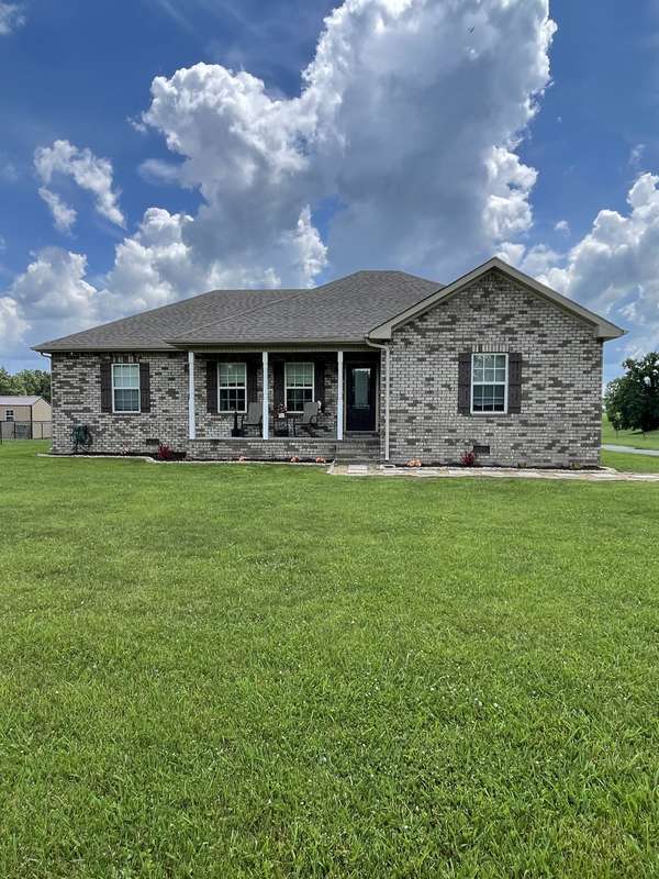 4478 Long Creek Rd, Lafayette, TN 37083