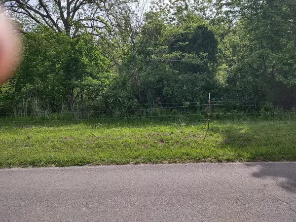 689 Stone Door Rd, Beersheba Springs, TN 37305