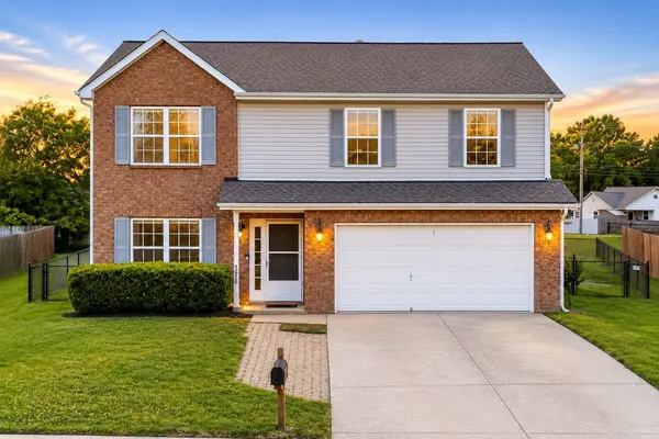 1010 Lowrey Pl, Spring Hill, TN 37174