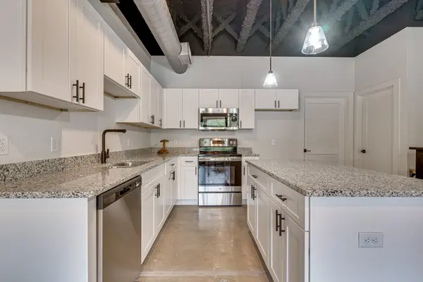 295 Plus Park Blvd #113, Nashville, TN 37217