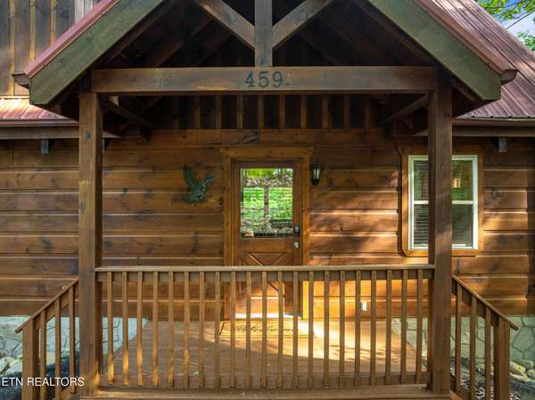459 Ownby Circle, Gatlinburg, TN 37738