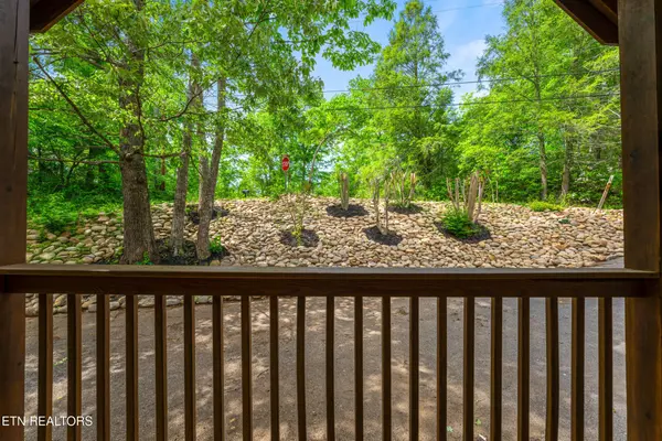 459 Ownby Circle, Gatlinburg, TN 37738