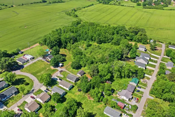 844 20th Ave #W, Springfield, TN 37172