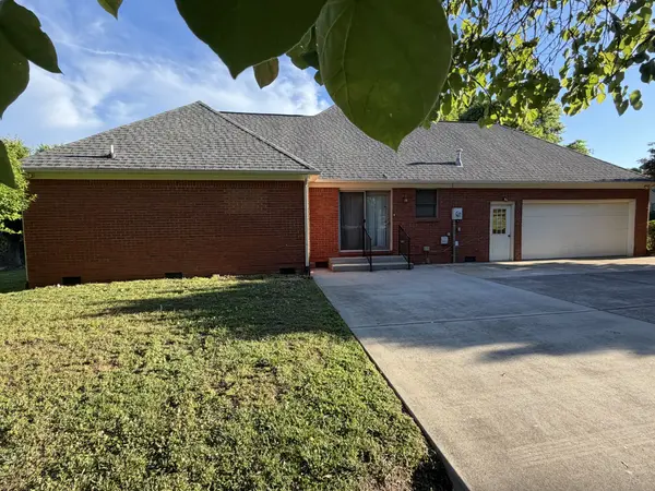 205 Ouida Ln, Columbia, TN 38401