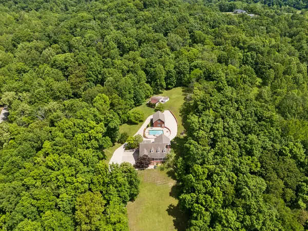 1229 Hogans Branch Rd, Hendersonville, TN 37075