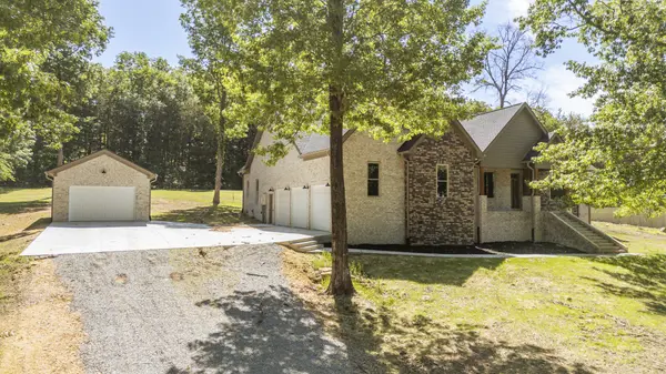 621 Bradley Ln, Bath Springs, TN 38311