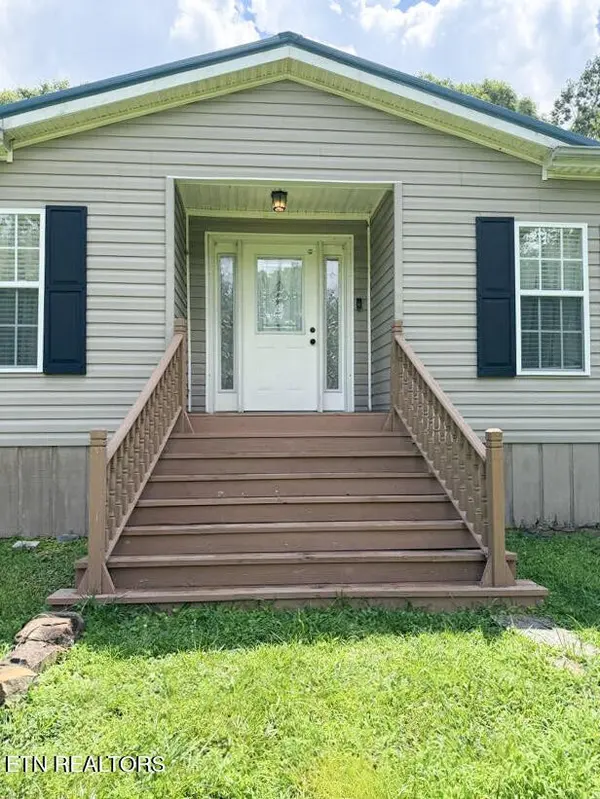 133 Thompson Rd, Crossville, TN 38571