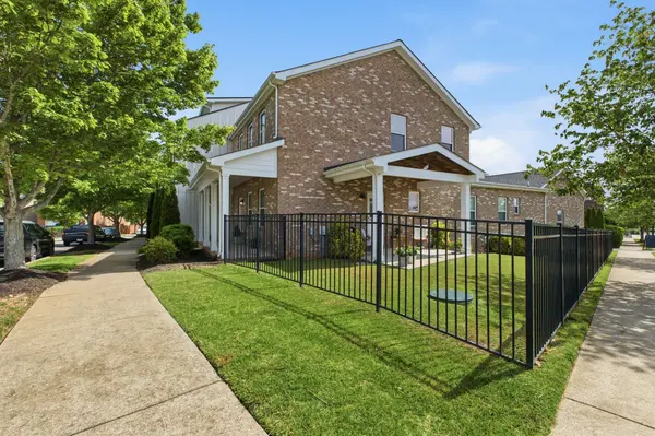 235 Augusta Ave, Pleasant View, TN 37146
