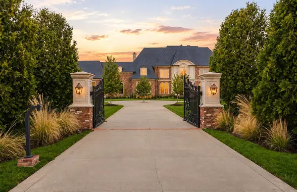 2122 Old Hickory Blvd, Nashville, TN 37215