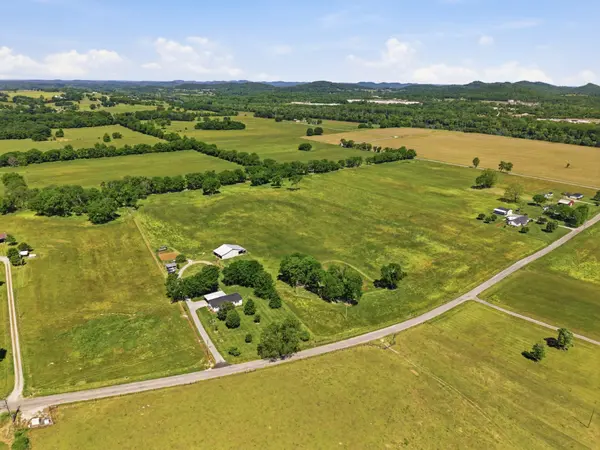 597 Hiwassee Rd, Lebanon, TN 37087