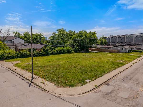 616 26th Ave #N, Nashville, TN 37209