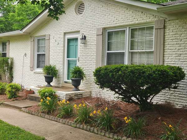 702 Meade Dr, Spring Hill, TN 37174