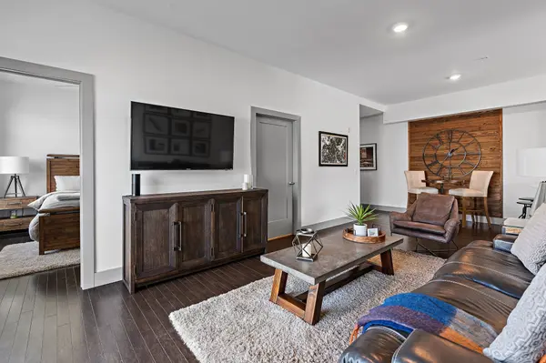 2407 8th Ave #S #402, Nashville, TN 37204