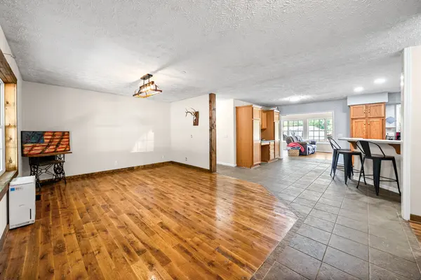 384 Ferrell Cir, Cadiz, KY 42211