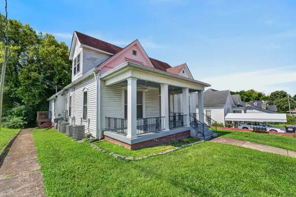 222 Union St #A, Clarksville, TN 37040