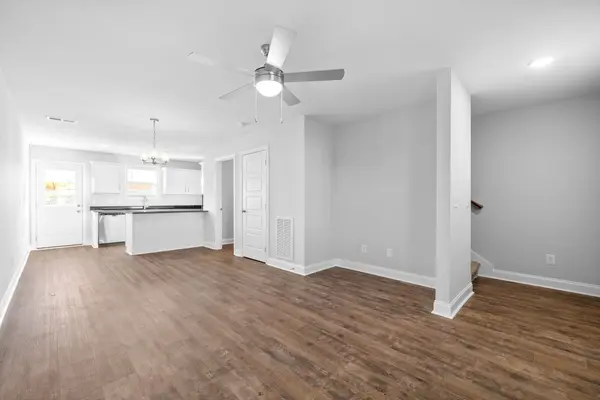 919 Martin St #E7, Clarksville, TN 37040