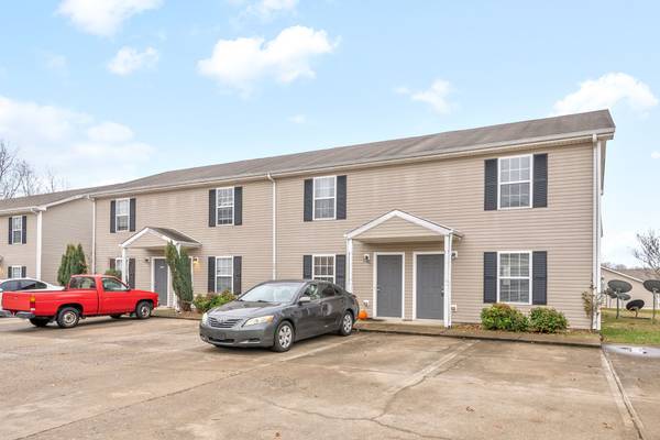 249 Executive Ave #1B, Clarksville, TN 37042