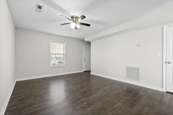 249 Executive Ave #1B, Clarksville, TN 37042