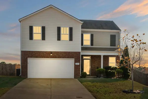 664 Prominence Rd, Columbia, TN 38401