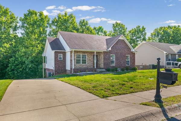 1616 Apache Way, Clarksville, TN 37042