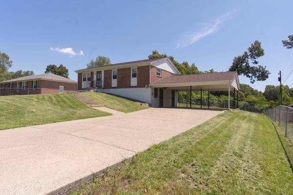 505 Galvin Dr, Clarksville, TN 37042