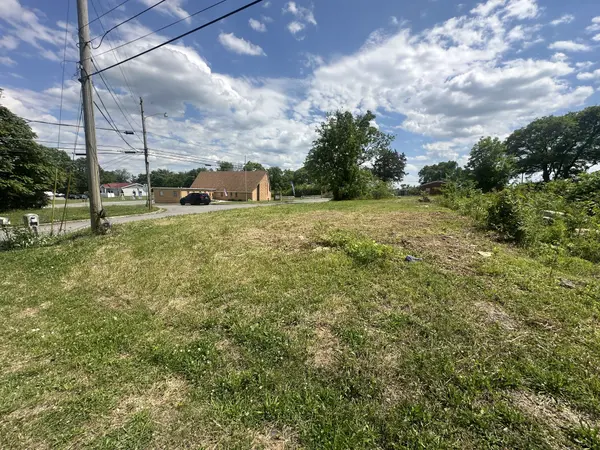 601 Plum Hill Dr, Shelbyville, TN 37160