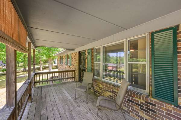 472 Oakville Cir, Parsons, TN 38363