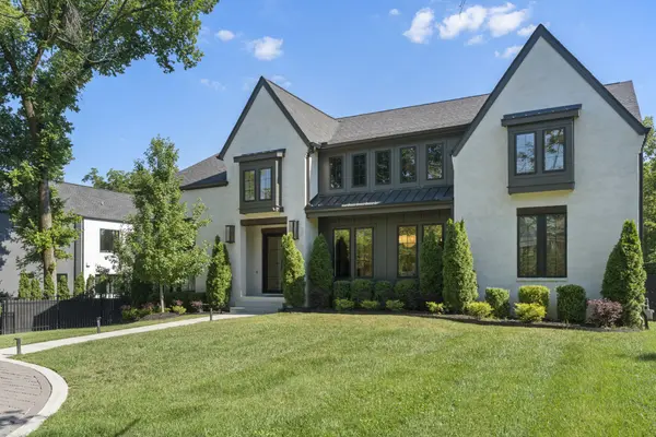 935 Battery Ln, Nashville, TN 37220